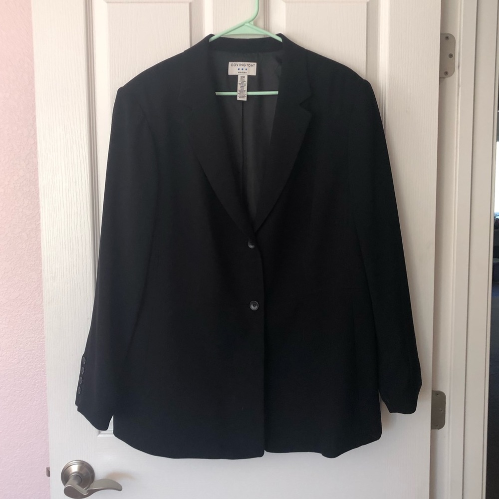 Black lined blazer